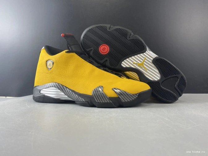 Chep Onekick BQ3685-706 AIR UNIVERSITY RETRO GOLD JORDAN 14 0718